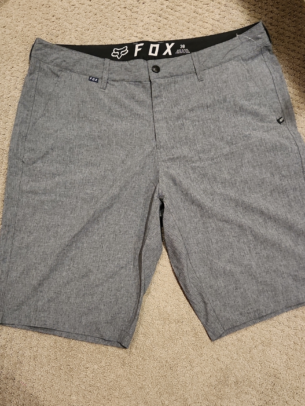 NEW Fox Men's Gray Flat-Front Performance Shorts 38"